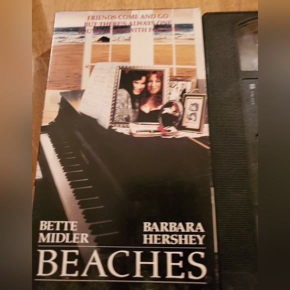 Beaches (VHS, 1996) Bett Midler Barbara Hershey - Picture 1 of 3